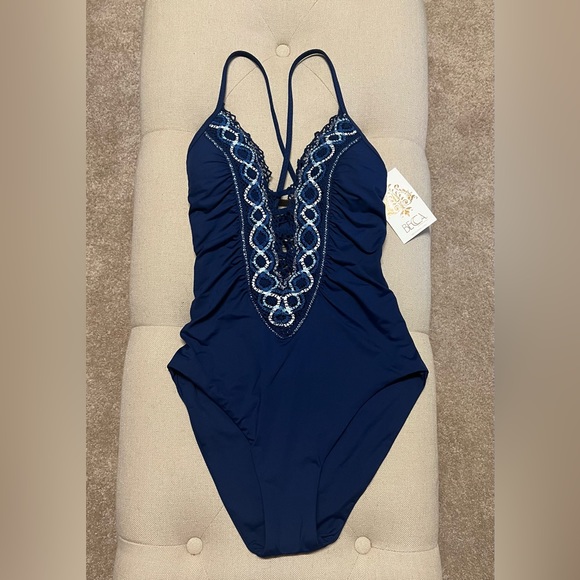 NWT BECCA Embroidered Delilah Clare Plunge One Piece Swimsuit - Picture 4 of 6